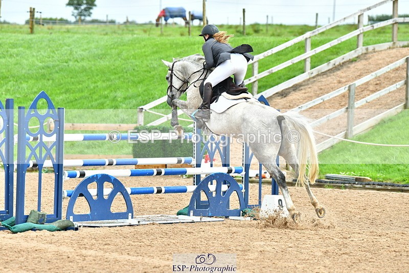 230805A-121403-00369 - Cls 3 Snr Foxhunter & 1.20m Open