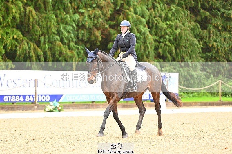 231021-111923-14632 - 237-CHOCOLATE.BOMB-Poppy.Burnyeat-DR