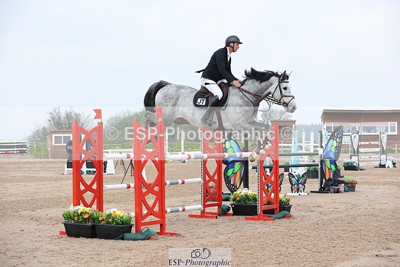 250424-113938-04989 - Cls 1 - 2 Star Small Tour