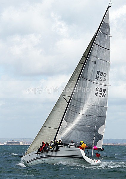 120630 LA REPONSE GBR42N WT7A2332 - ROUND THE ISLAND RACE - 30th June 2012