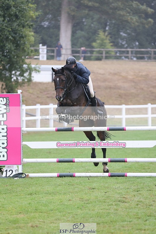 250830A-131612-06615 - Cls 16 Snr Newcomers and 1.10m Open