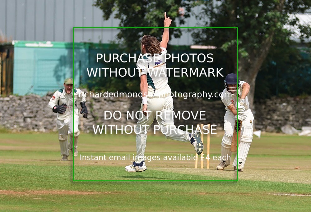 533A4701 - Kendal vs Netherfield (First Innings)