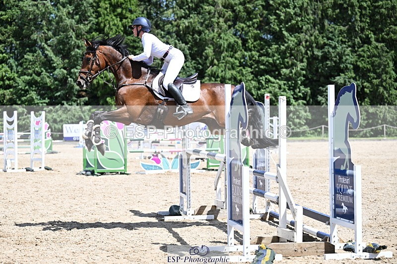 260705A-142706-20363 - Cls 52 Snr 1m 05 GP Jump Off