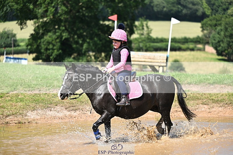 240729B-150241-03054 - Abbie's Group XC