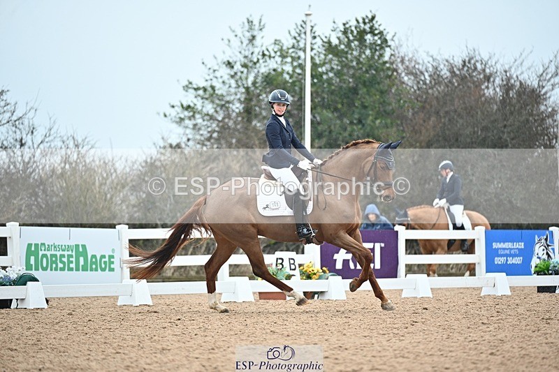 250214-120953-01443 - 148-Robyn.Walker-Voila.St.Giles