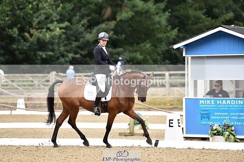 140110A-001730-10567 - 113-Danielle.Thackray-ROMANNO.MAYDREAM