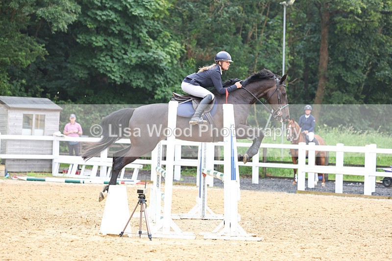 3E7A5623 - Class 4: Senior British Novice/90cm open