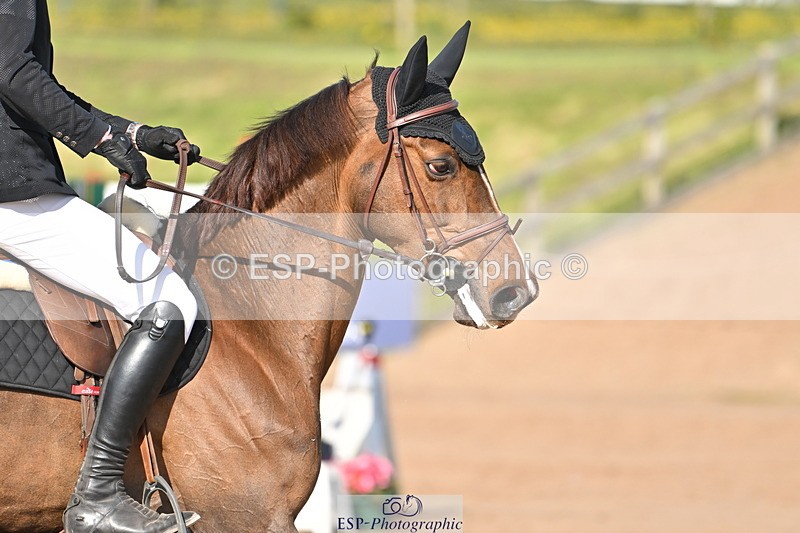 240420A-164007-12412 - Cls 11, 2 Star Big Tour 1.40m