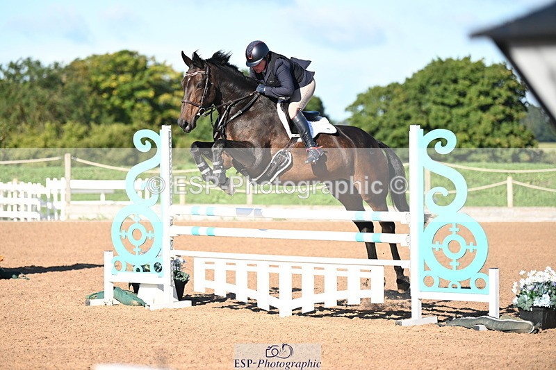 240912A-093103-00168 - Cls 1 Snr 1.05m & 1.10m Open