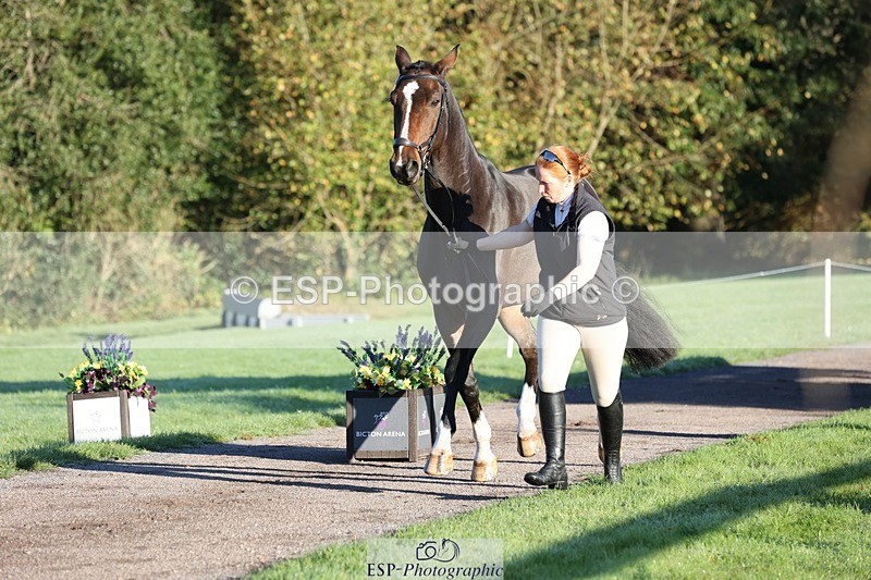 241027-083812-14712 - 323-Nicky.Blastland-FOUNDATIONS.HUSTLER