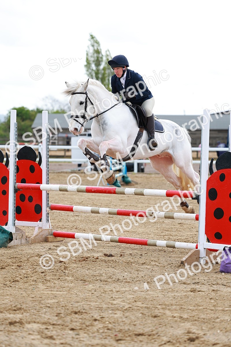 SBM_001924 - class 8 - Senior British Novice - 90cm