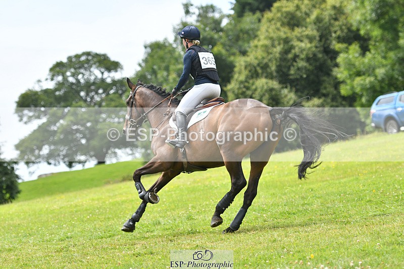 240804-122405-12492 - 365-Dani_Evans-COUNTRY_BOY