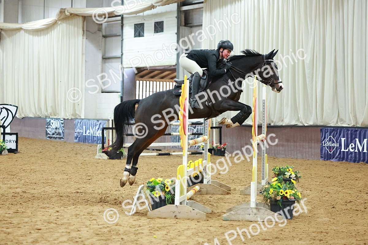 SBM_007397 - Class 19 - Senior Newcomers 1.10m