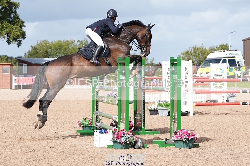 250913-115448-06776 - Cls 15 Snr Foxhunter