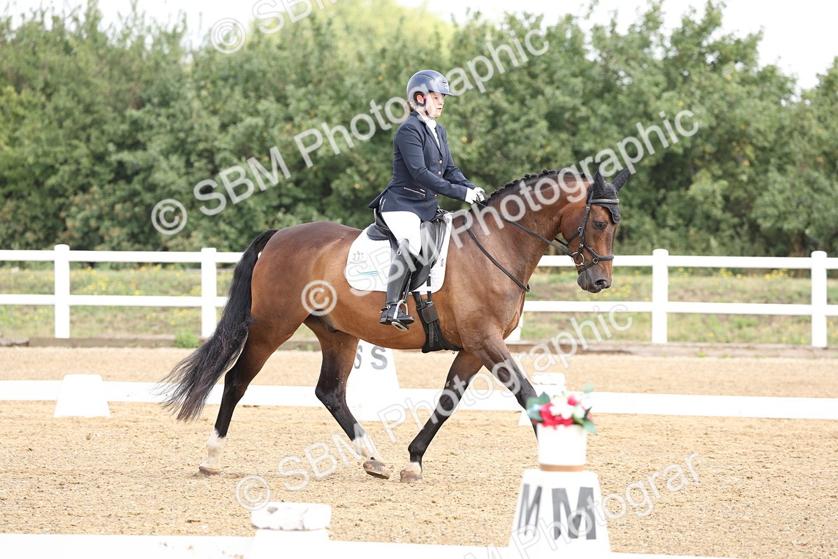 SBM_005708 - Class 6 - Novice 6 - 10.26-11.29