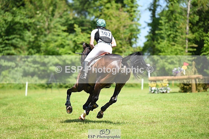 230527-112458-09163 - 307-PENHILLS_CANDY_MAN-Max_Warburton-XC
