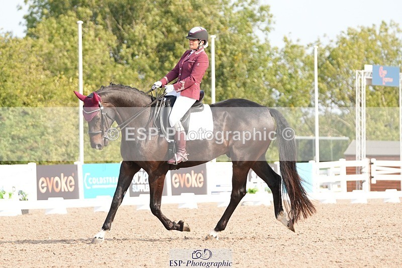 250817-091936-07524 - 035-Jane.LittlejohnNot.just.anyone