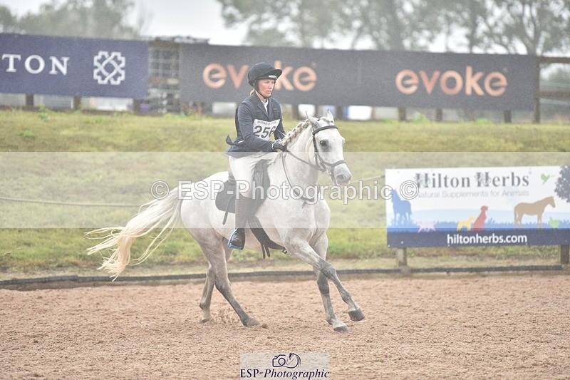 250830-140130-03422 - F-256-Emma.Turner