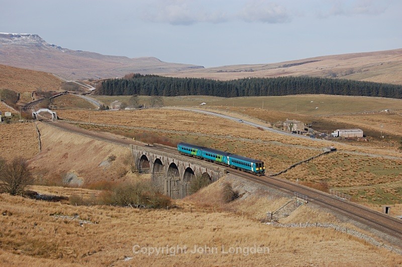 4.3.06 - Unidentified 153 & 156 11.51 Carlisle - Leeds, Lunds - Lunds - Southbound