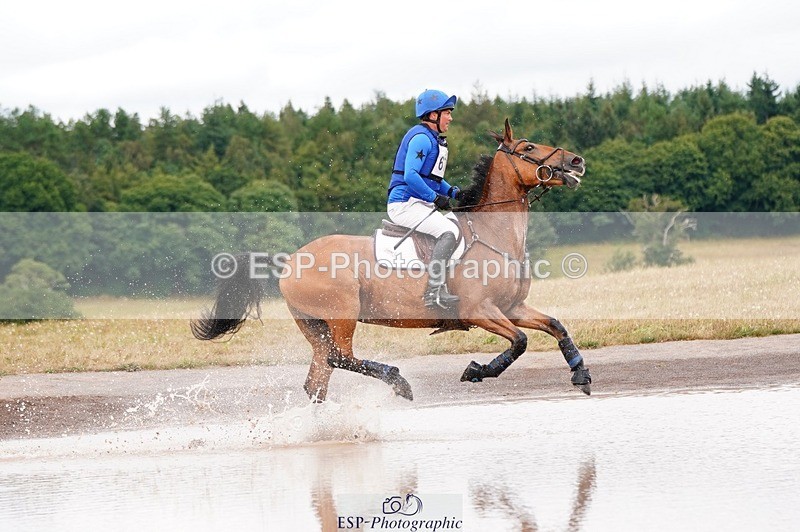 250803A-152658-16568 - O-674-Tim.Cheffings-ROYALE.LOUIS