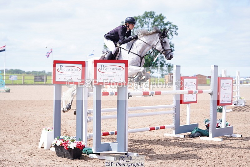 240802A-113544-03845 - Cls 16 Snr 1.20m Open