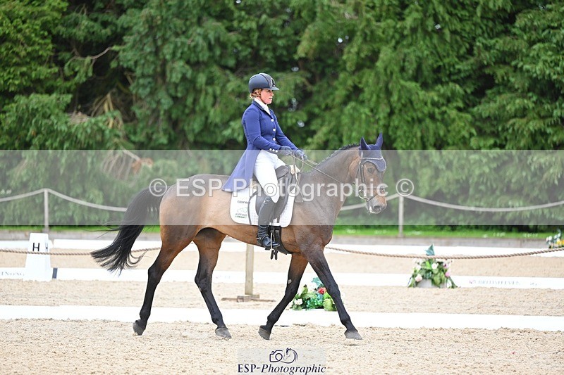 240524-114544-09018 - 521-DIVALI-Elaine_Pen