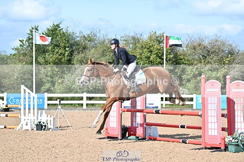 241004A-110421-01523 - Fri 07 Snr Brit Nov & 90cm Open
