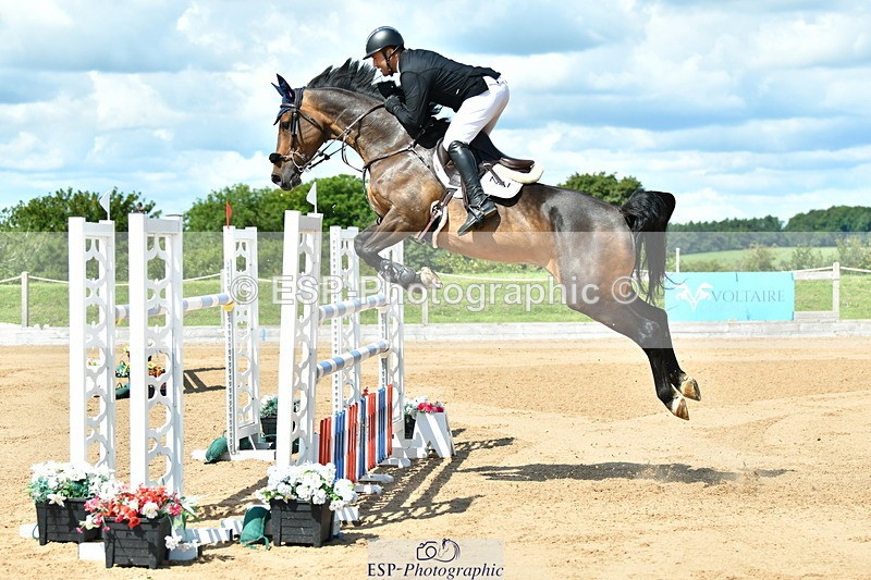 230720A-111501-02123 - Cls 5, 2 Star Medium 1.35m