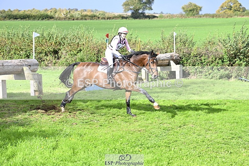 251024A-133211-11497 - B-149-Kate.Rowe