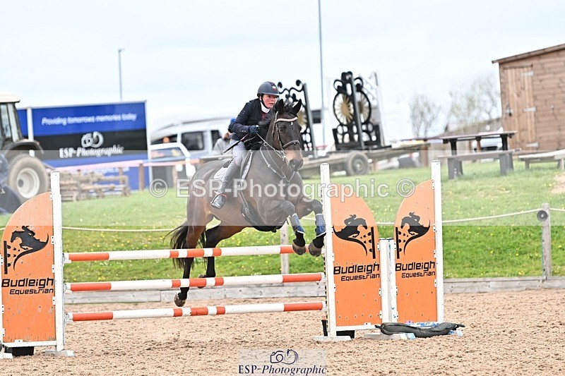 250414-120138-00760 - 1.10m Round 1