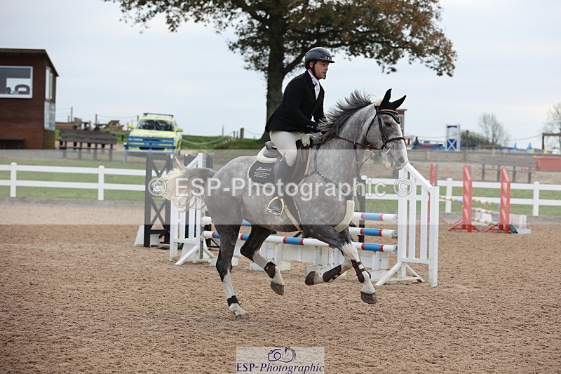 241101A-082445-00215 - FRI Cls 2 British Novice and 90cm Open