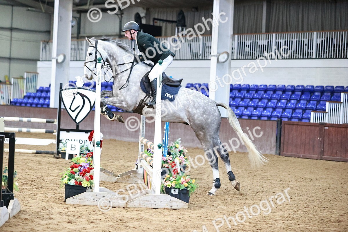 SBM_004513_Class 21 - British  Novice 90cm - Customer Cart - Anthony