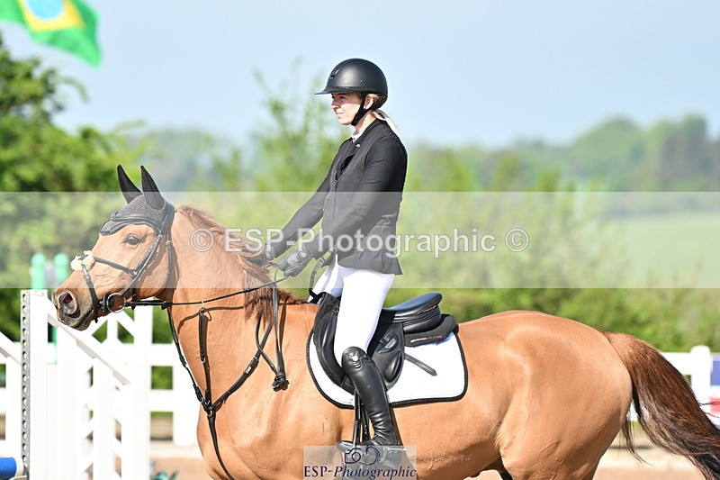 240509A-092753-00130 - Cls 1 British Novice and 90cm Open