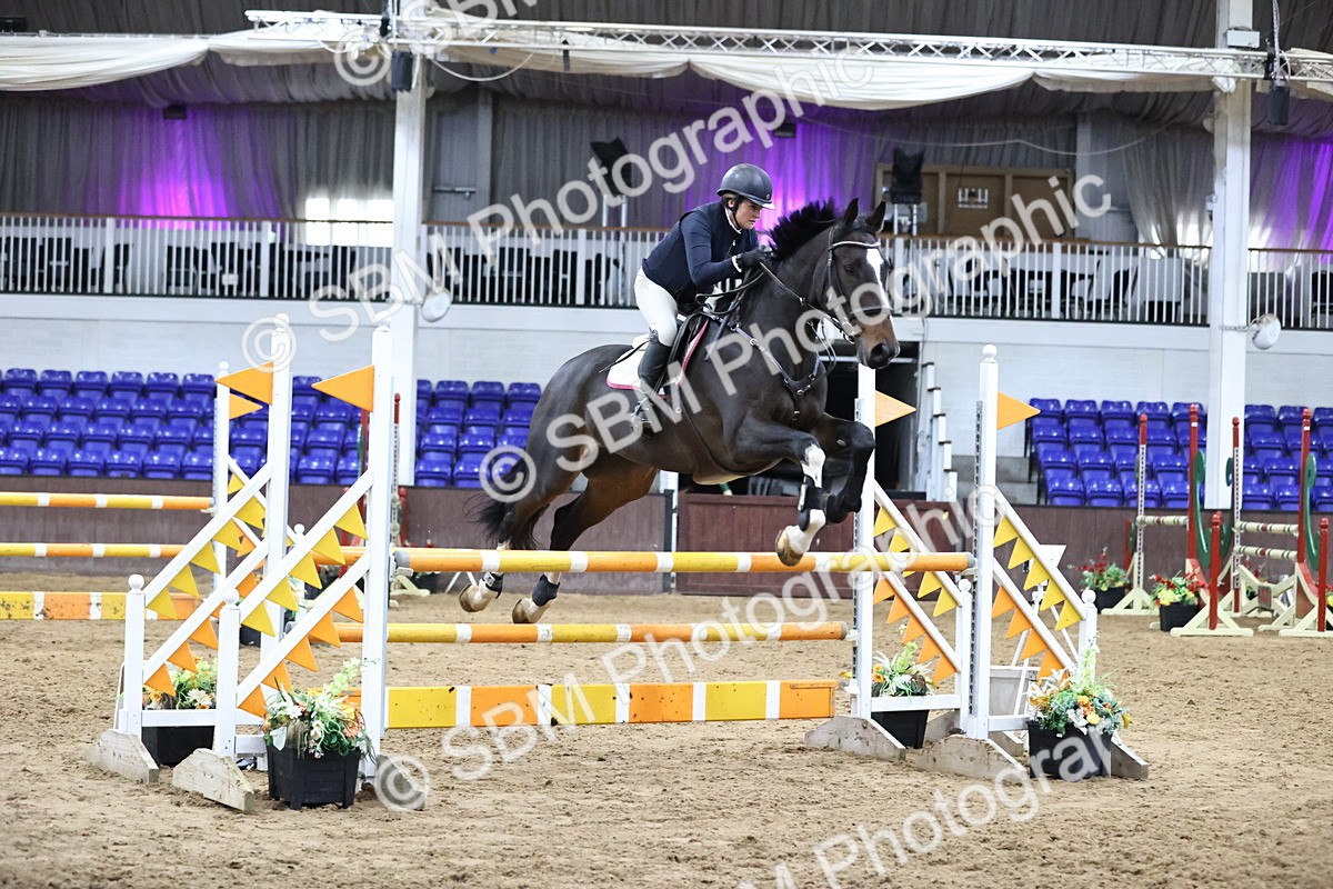SBM_001953 - Class 4 - Senior Newcomers - 1.10m Open