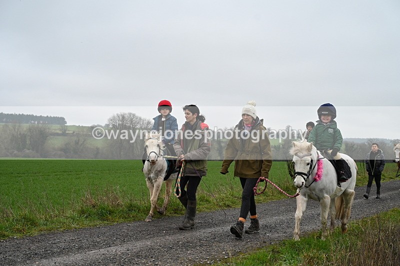 WJ7_9855 - Walk out..