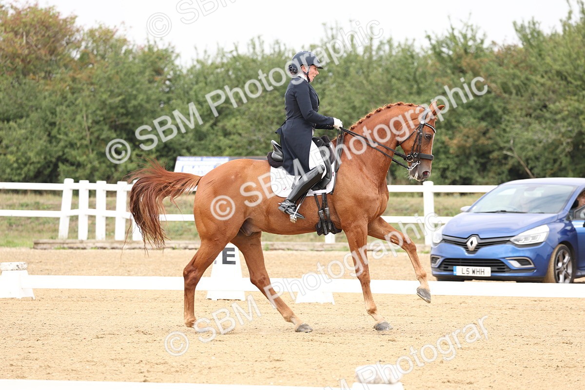 SBM_007066 - Class 9 - FEI INT I - 13.37-14.33