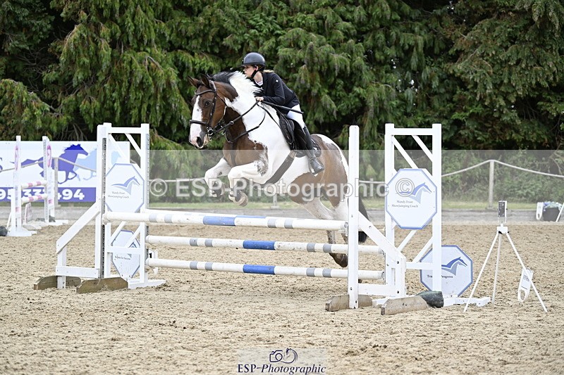 250830A-104710-05668 - Cls 21 British Novice and 90cm Open