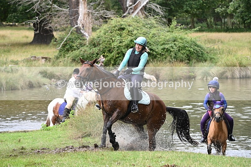 WJ7_2242 - Time at Water 11:14 to 11:36