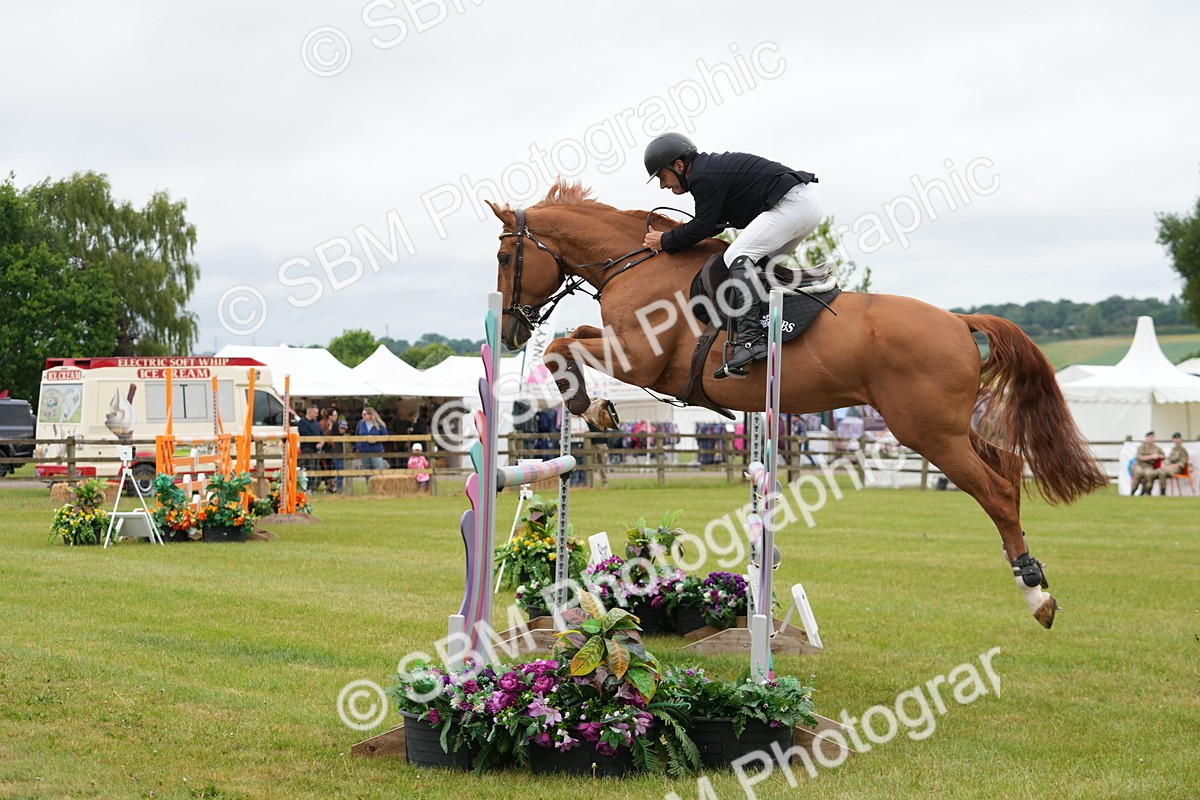 SBM_01819 - Class 200 - Martin Grant Homes Stakes 1.25m Open
