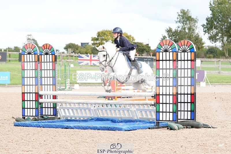 250921-150235-03770 - Cls 20 Pony 80cm Derby