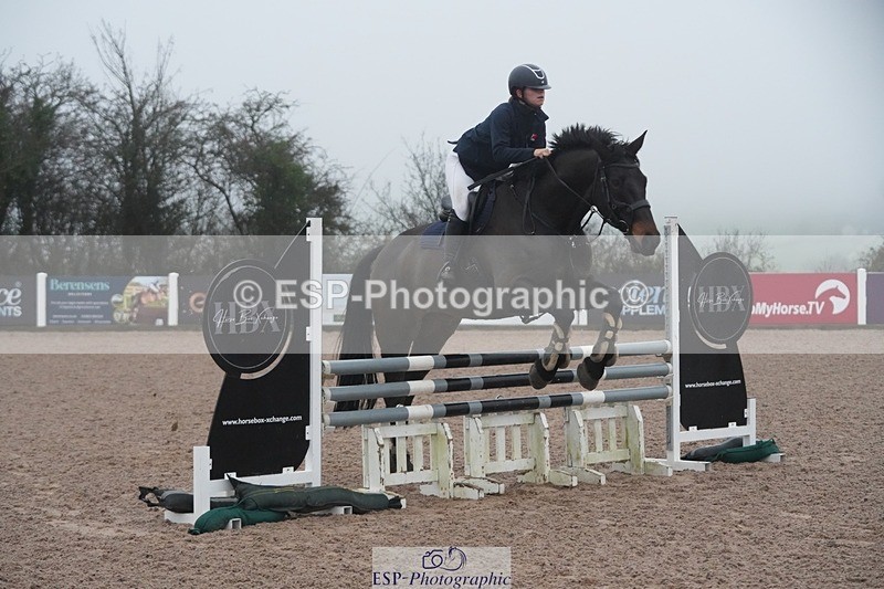251207-093517-01464 - Cls 16 Blue Chip Winter Qualifier and 90cm