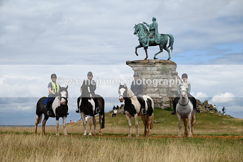 DSC_6809 - Time at Statue 12:45 to 13:15