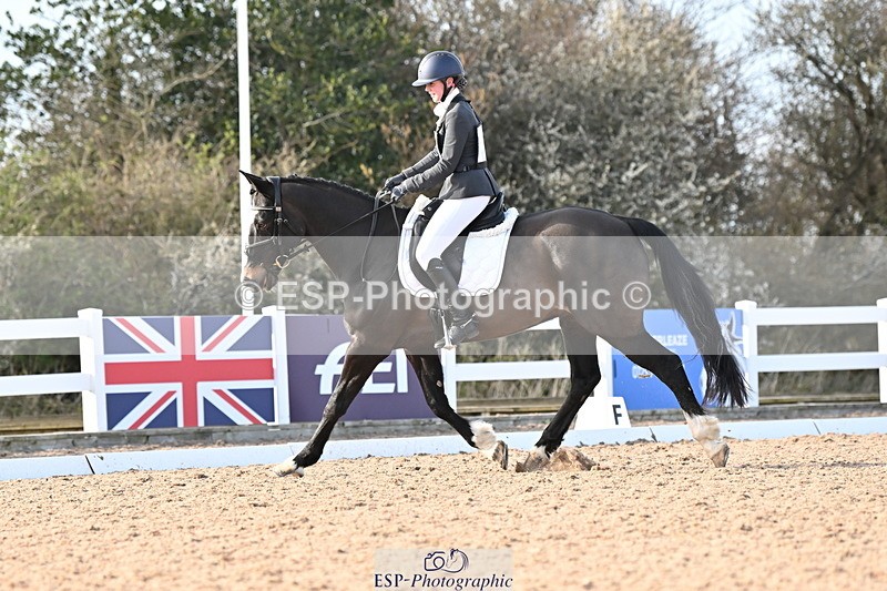 240324A-160109-04695 - Novice 28, 15.33 to 16.15