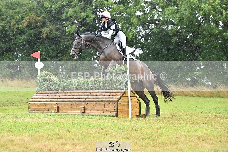 250830-152657-04842 - F-275-Eliza.Weekes