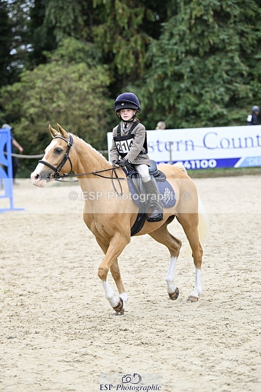 250820A-125425-06750 - Round 1, Start to 1.30pm Break