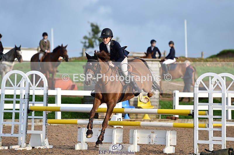 220829A-181810-00534 - 90cm classes