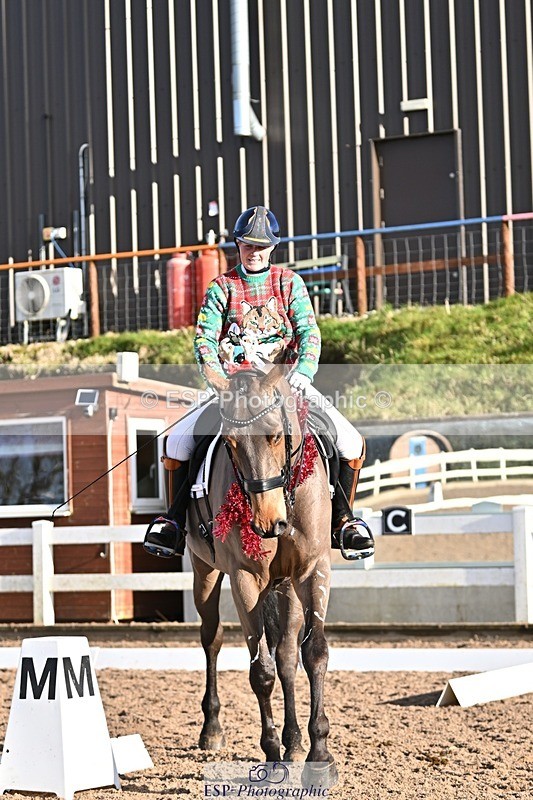 241214-124539-01707 - 106-Tyler.Bradshaw-Mexx