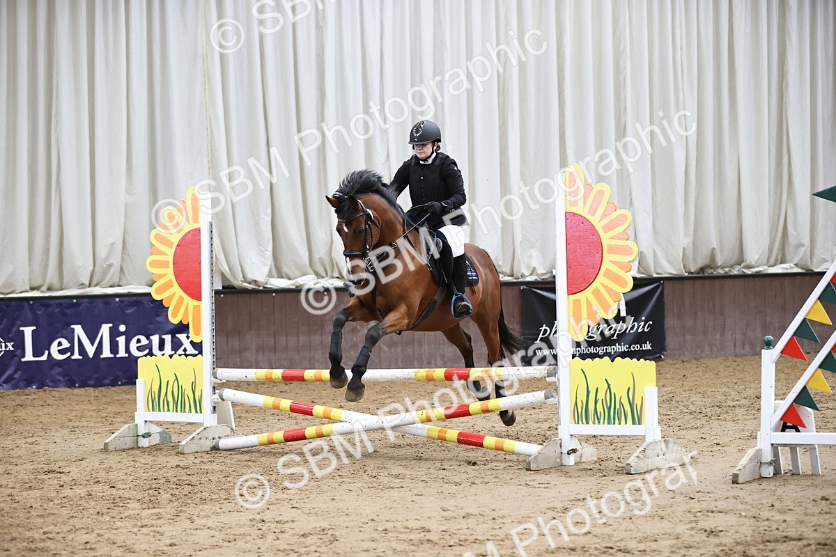 SBM_001686 - Class 5 - Henlow Veterinary Hospital 70cm