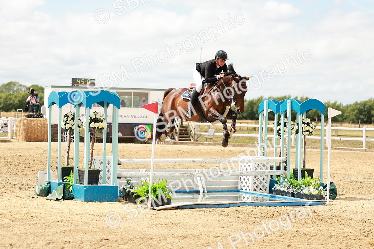 SBM_018445 - Class 21 - Senior Newcomers Championship 2d Rd