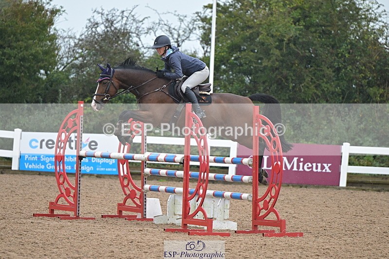 240925A-130928-00772 - Cls 4 Newcomers and 1.10m Open